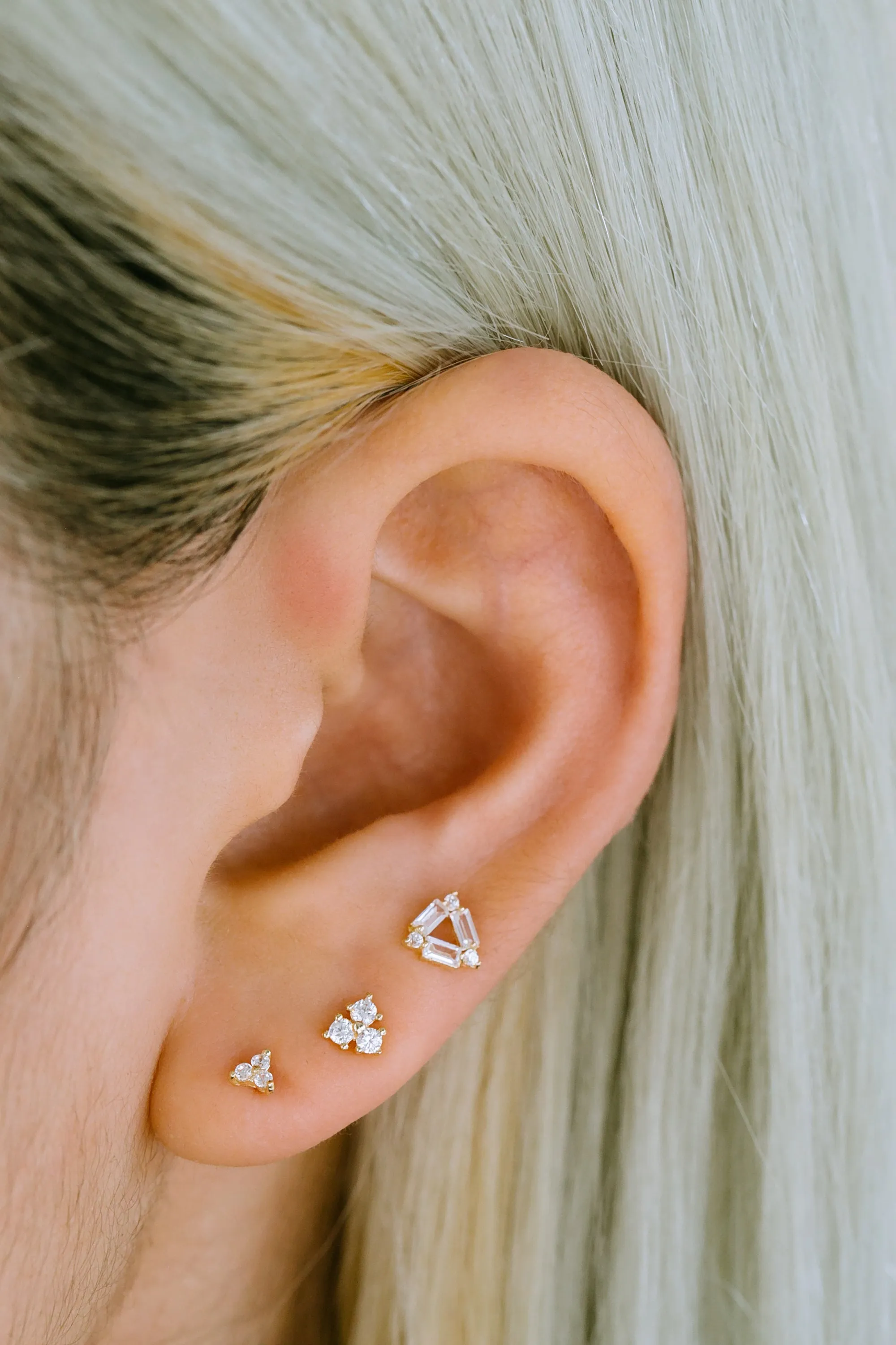 14K GOLD JEWELRY MINIMALIST DELICATE CZ OPEN TRIANGLE BARBELL EAR STUD EARRING PIERCING