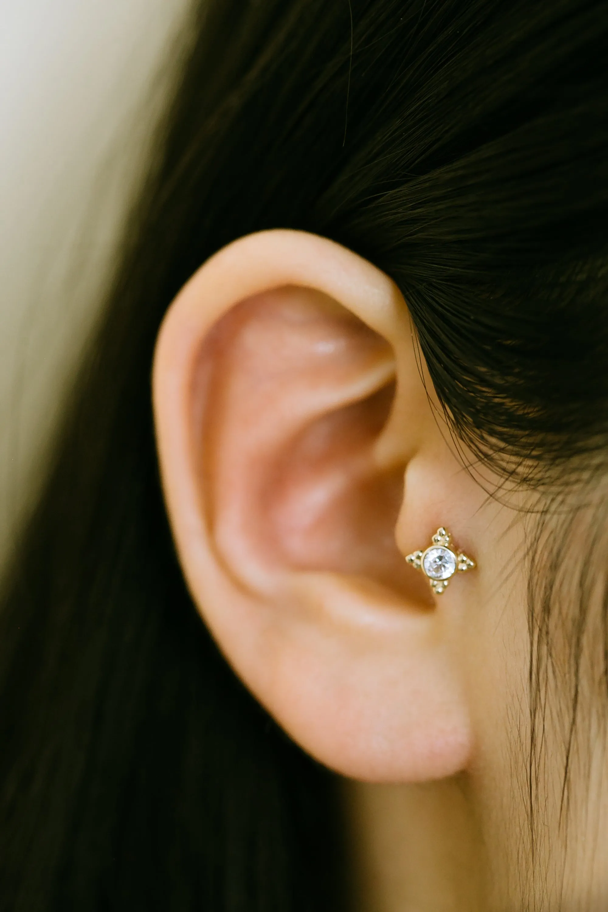 14K GOLD JEWELRY MINIMALIST DELICATE CZ SNOWFLAKE FLOWER BARBELL EAR STUD EARRING PIERCING