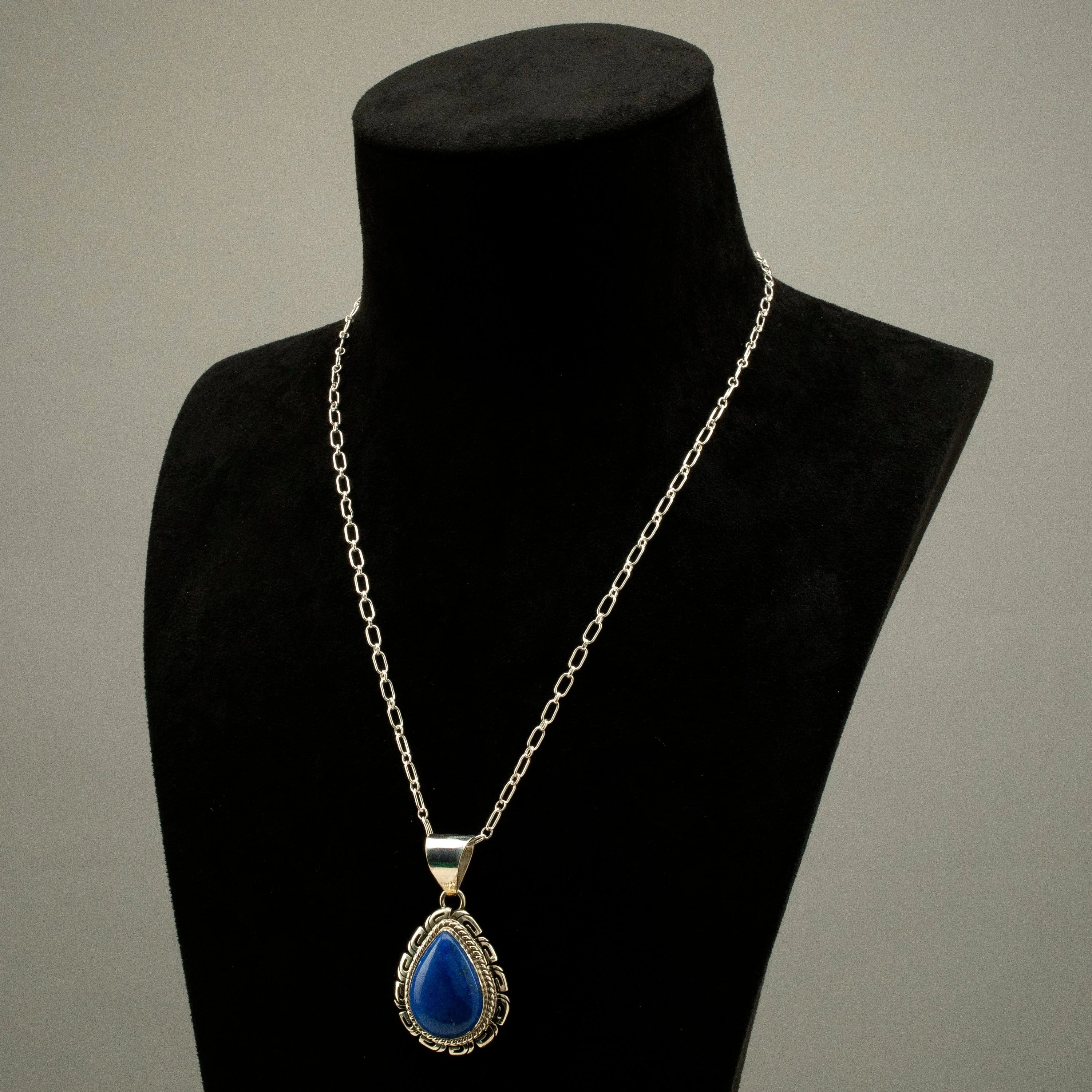 20 R. Hoskie Dine Lapis Teardrop USA Native American Made 925 Sterling Silver Necklace