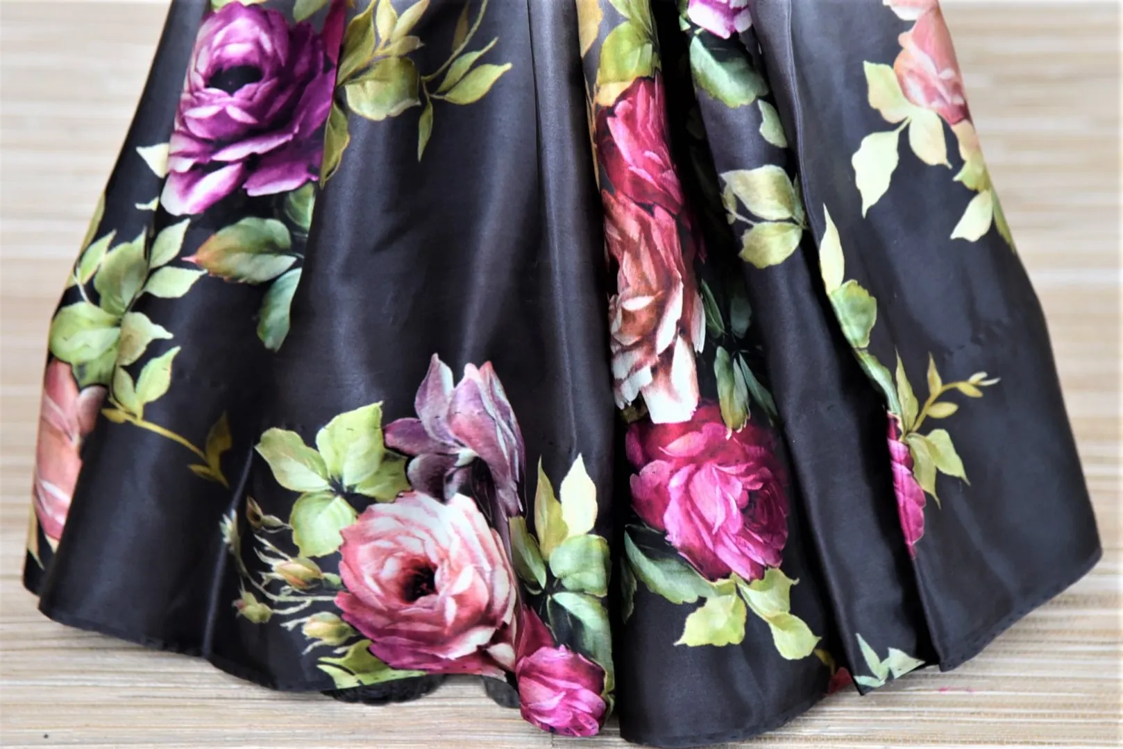 90J329-RO Ombre Grey Floral Satin Crepe Saree