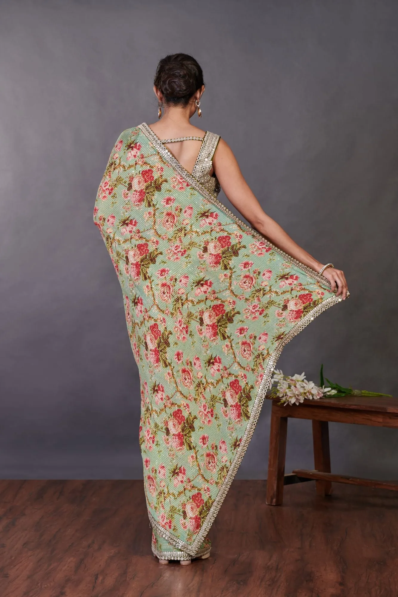 90Z998-RO Green Multicolor Floral Chikan Saree with Blouse