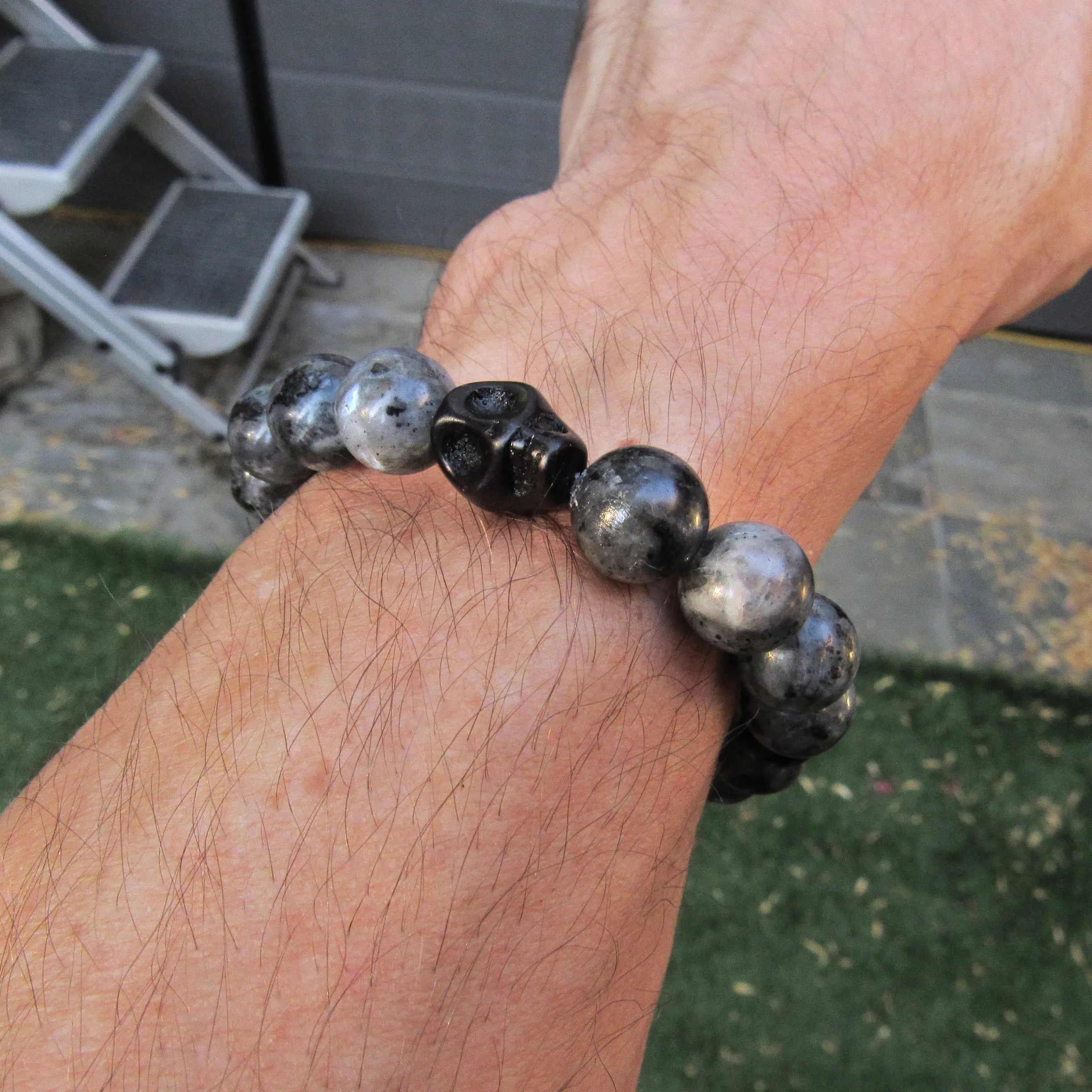 Black Labradorite, Onyx, and Howlite Skull Bracelet