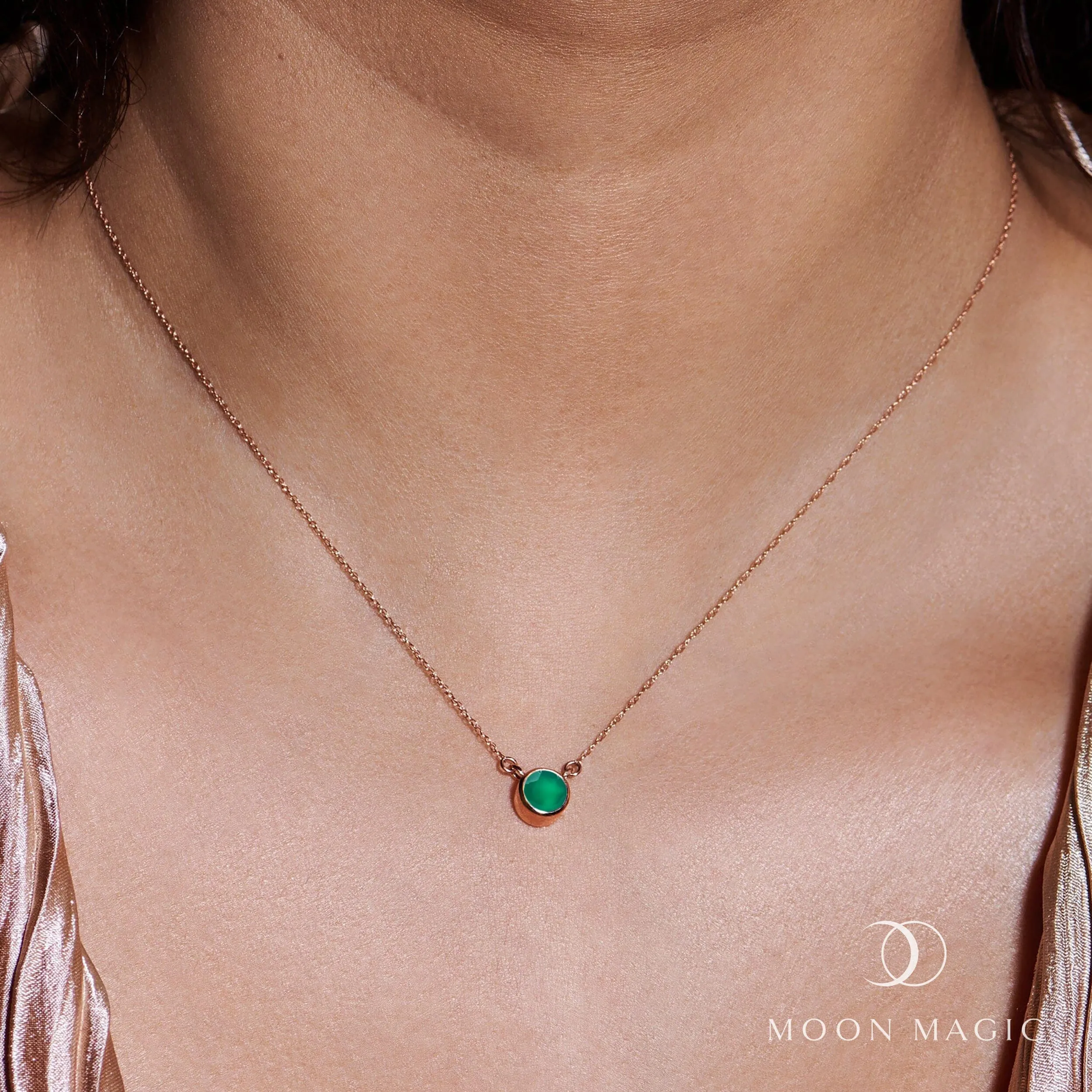 Green Onyx Necklace - Solitaire