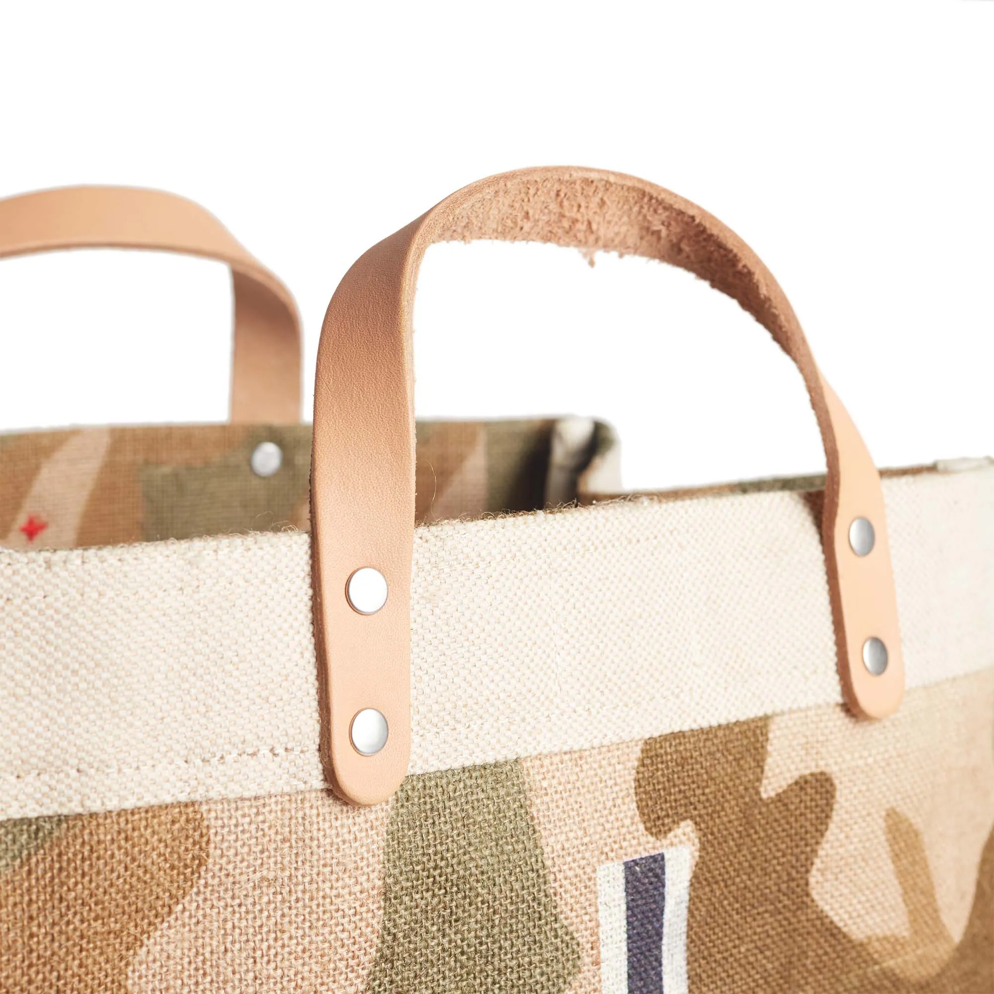 Market Bag in Safari with Black Monogram