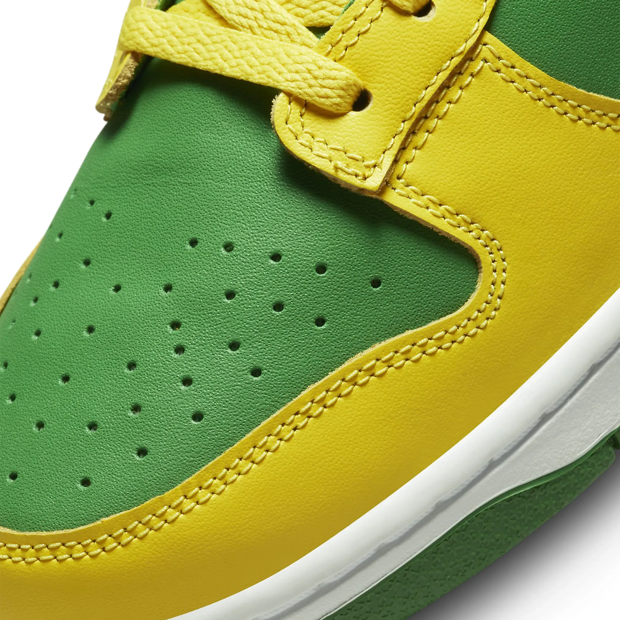 Nike Dunk Low Retro Reverse Brazil