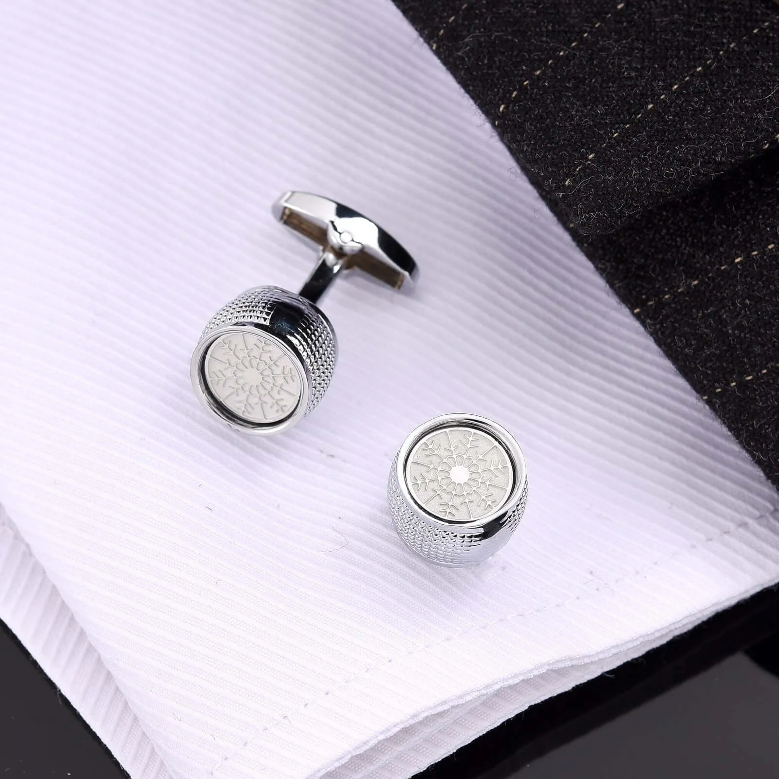 Round Vintage Snow Pattern Cufflinks