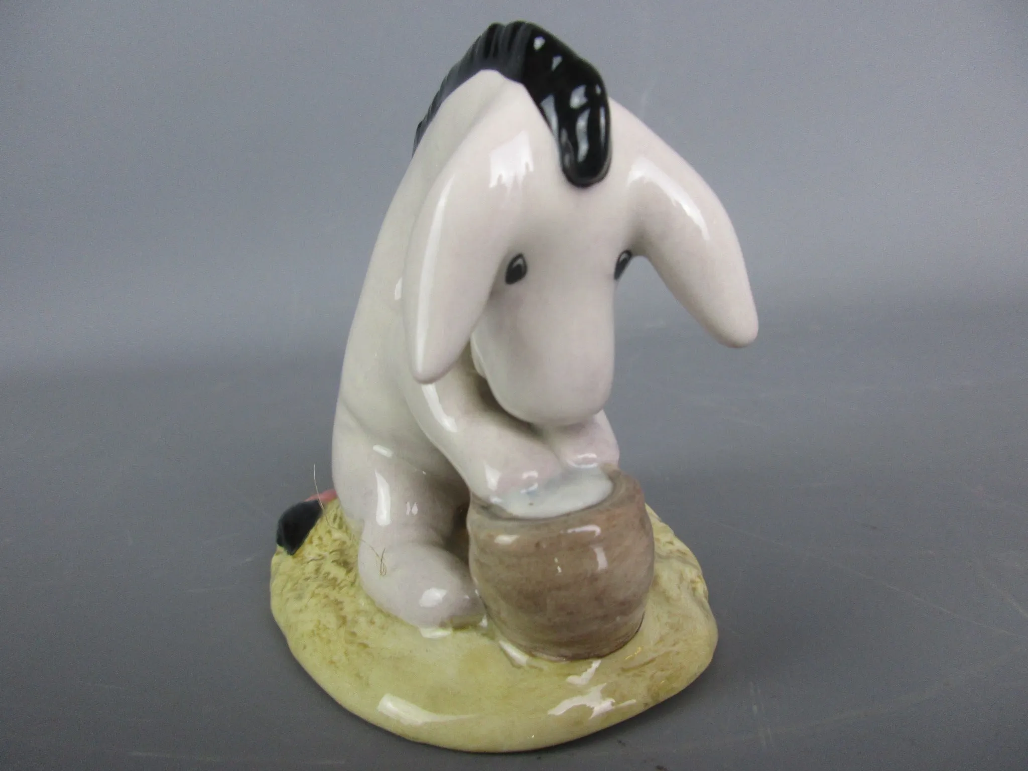 Royal Doulton Eeyore's Birthday Party China Figurine Vintage late 20th Century