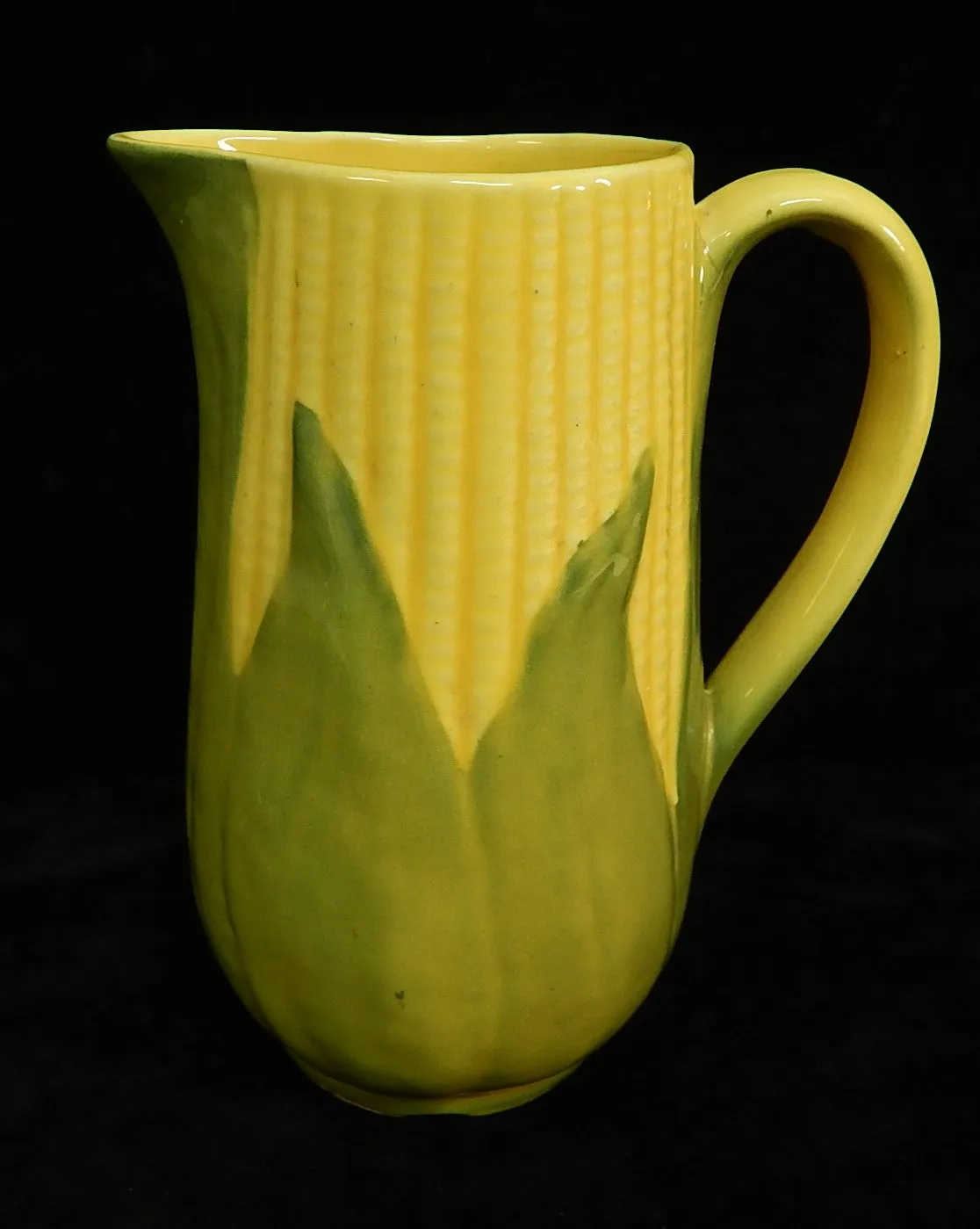 Shawnee Pottery Pitcher No. 71