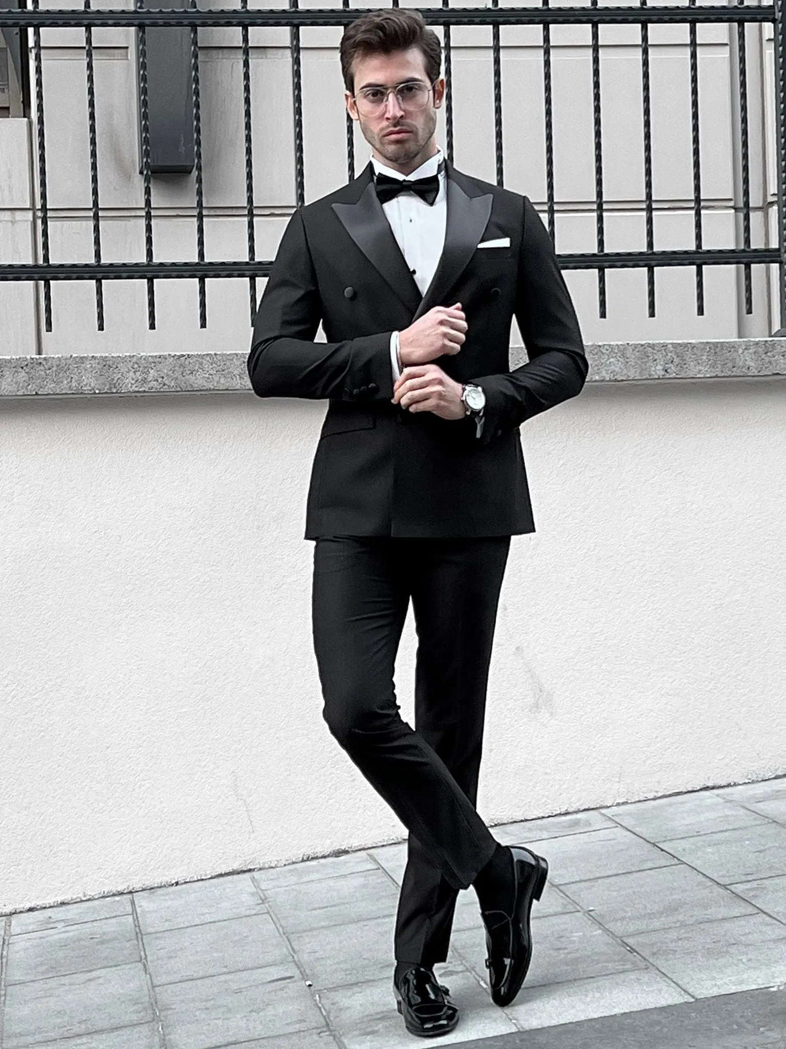 Slim Fit Pointed Collar Double Breasted Black Tuxedo