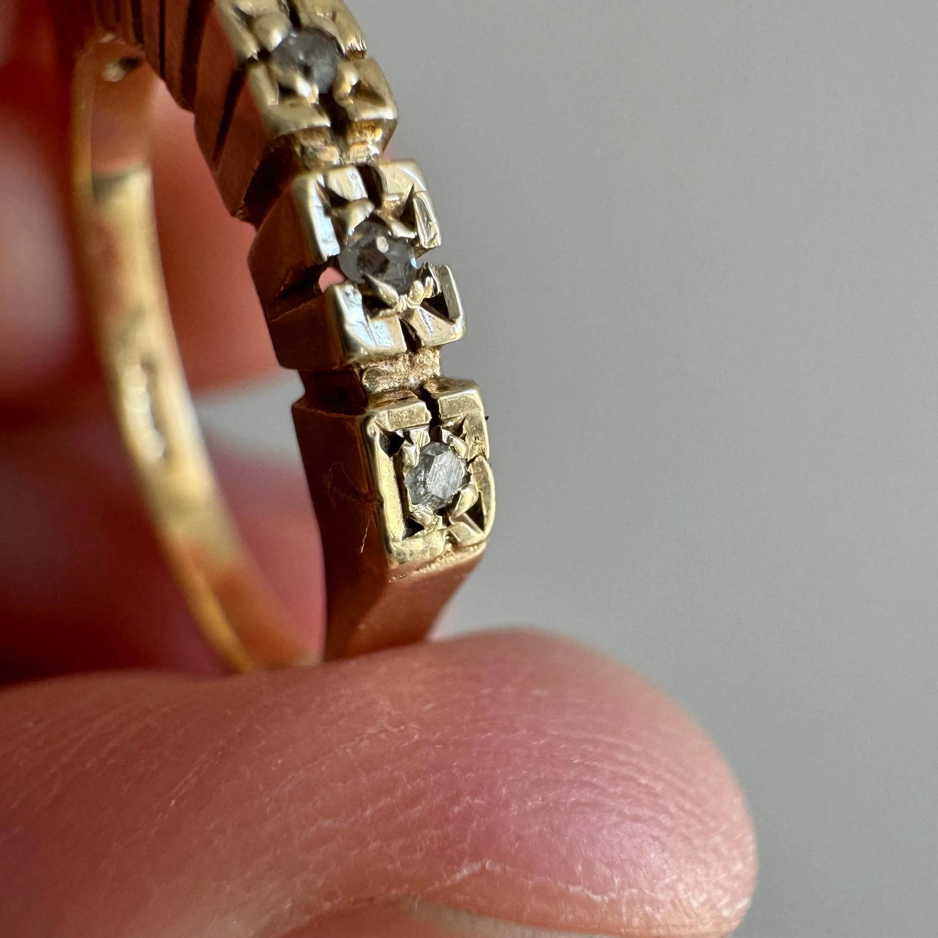 V I N T A G E // lucky seven star flowers / 9k and diamond half eternity band / size 6.75