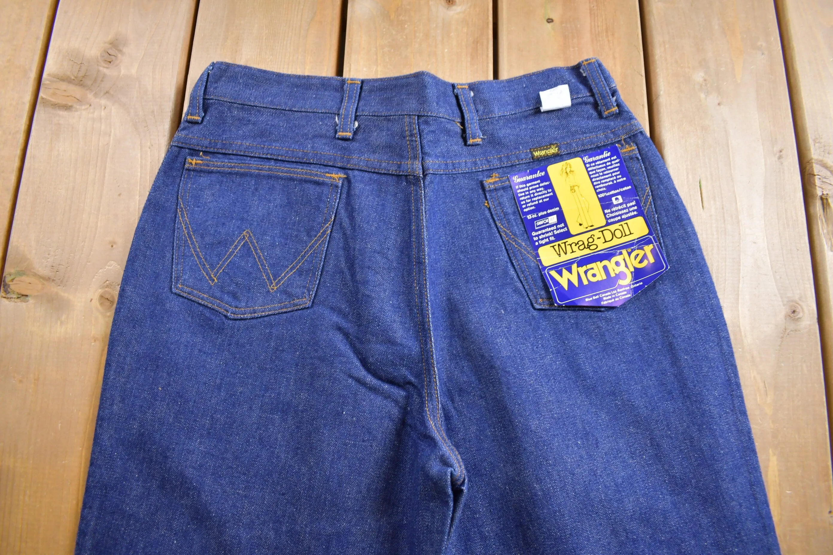 Vintage 1970s Deadstock Wrangler Wrag-Doll Bell Bottom Women's Jeans Size 31 x 32 / Made in Canada / True Vintage / NWT / 70s Jeans